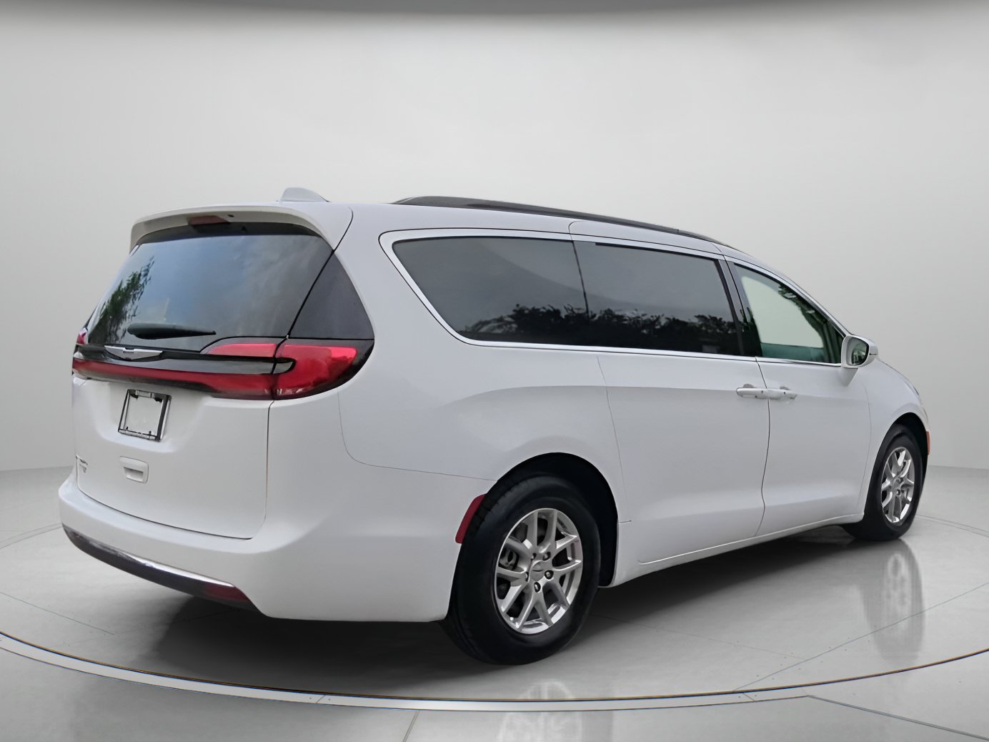Used 2022 Chrysler Pacifica Touring-L FWD image 28
