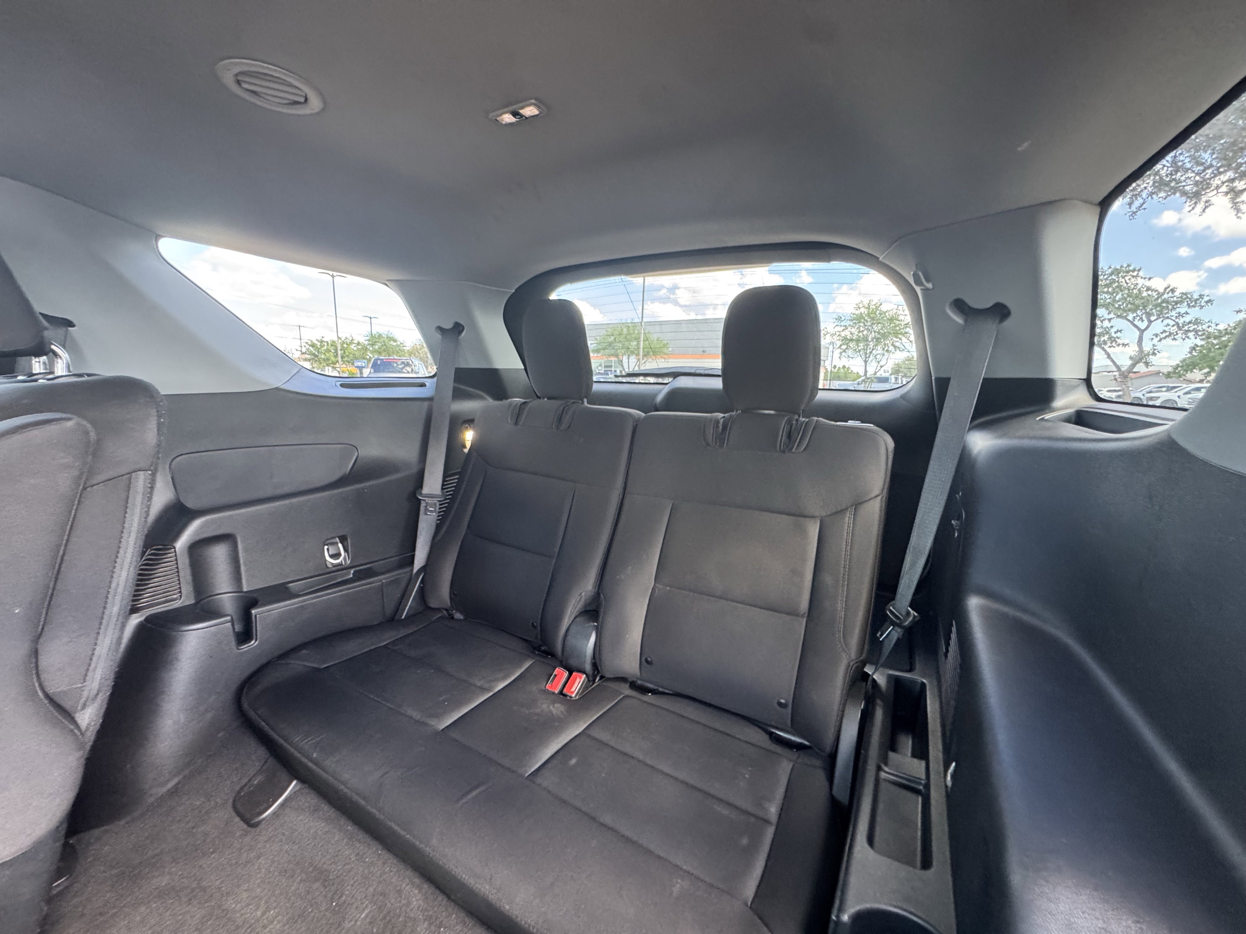 Certified 2024 Ford Explorer XLT RWD image 26