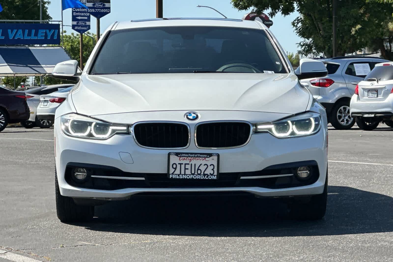 Used 2018 BMW 330i Sedan RWD image 11