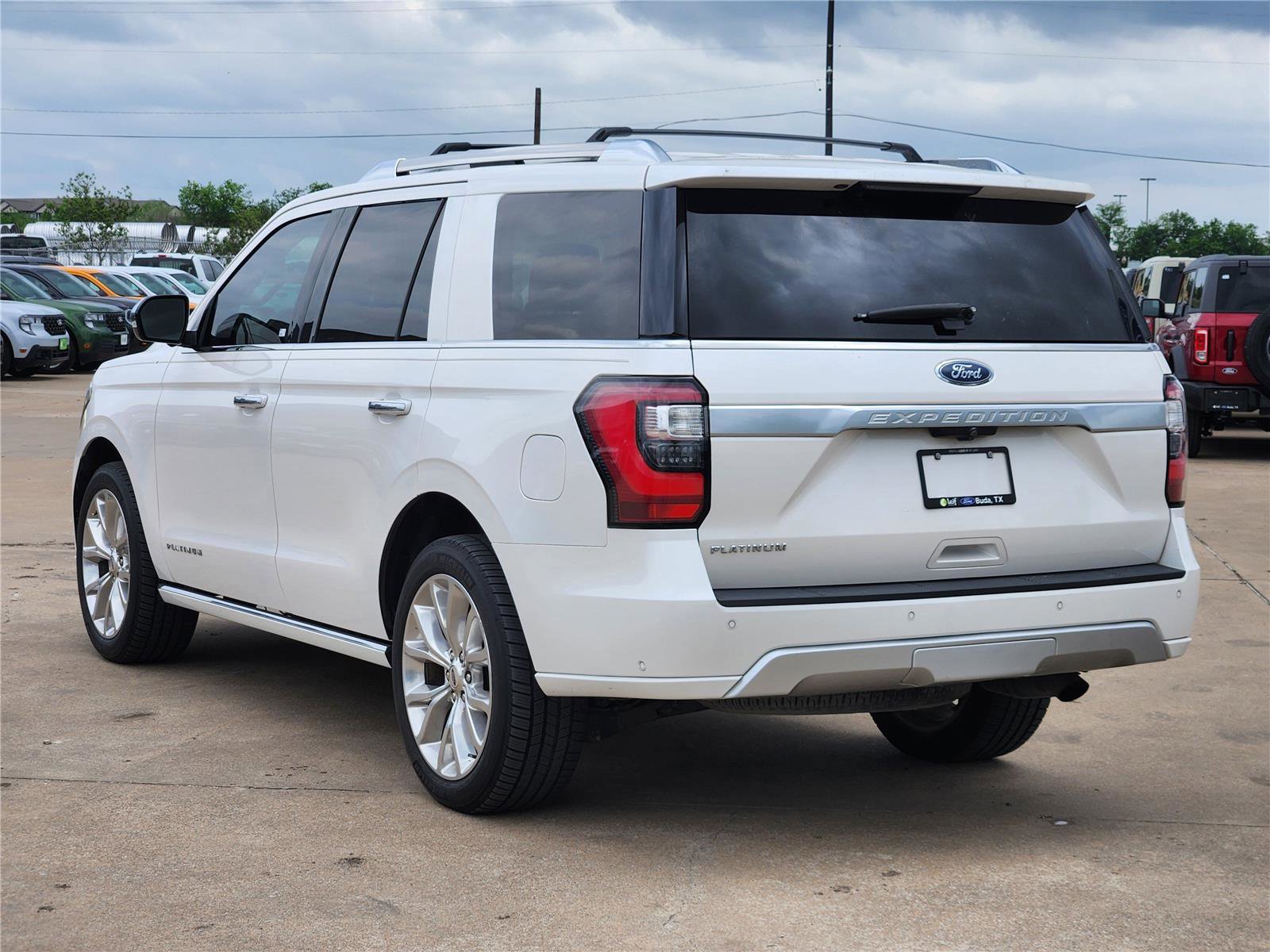 Certified 2019 Ford Expedition Platinum RWD image 5
