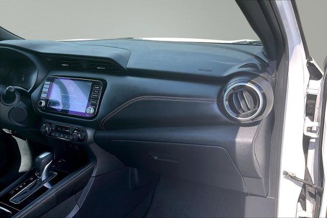 Used 2023 Nissan Kicks SR w/ SR Premium Package FWD image 17