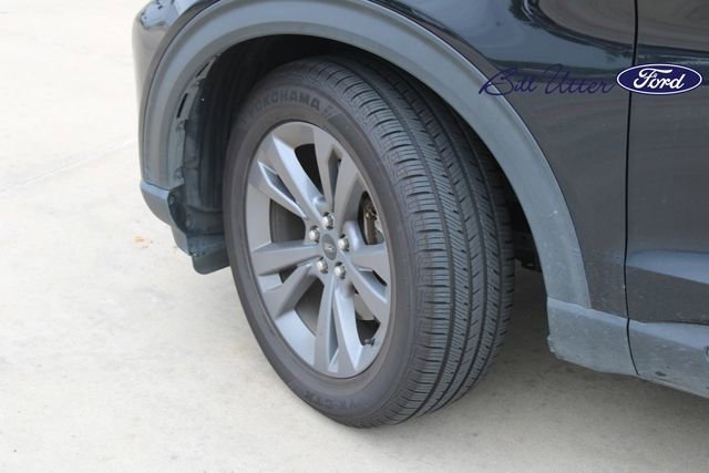 Certified 2022 Ford Explorer XLT w/ Equipment Group 202A RWD image 9