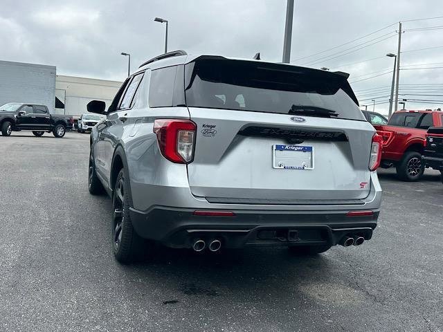 Certified 2022 Ford Explorer ST w/ Equipment Group 401A image 8