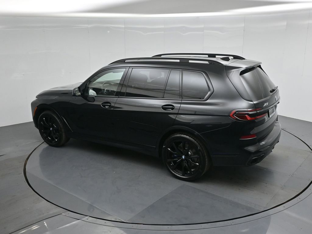 Used 2026 BMW X7 xDrive40i w/ Executive Package AWD/4WD image 44