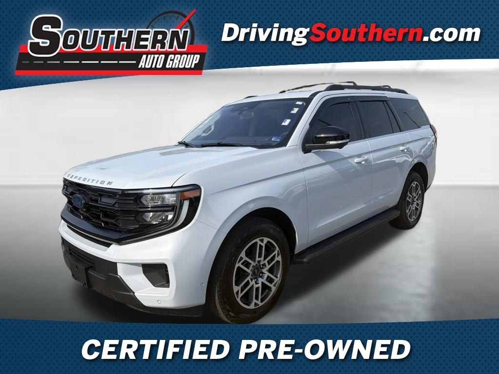 Certified 2025 Ford Expedition Active AWD/4WD image 1