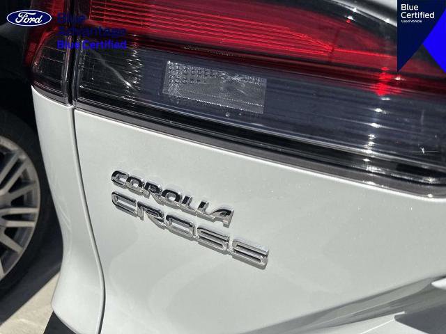 Used 2023 Toyota Corolla Cross XLE w/ Convenience Package FWD image 20
