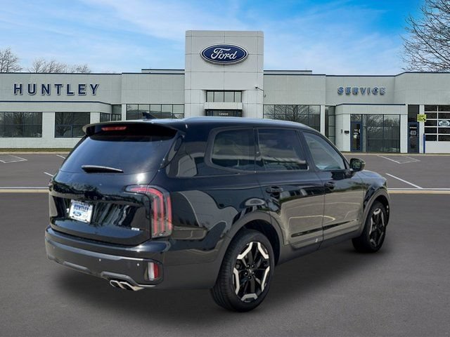 Used 2024 Kia Telluride EX w/ EX Captain's Chair Package AWD/4WD image 4