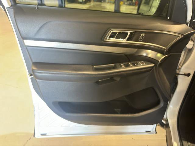 Certified 2019 Ford Explorer XLT w/ Equipment Group 202A image 12