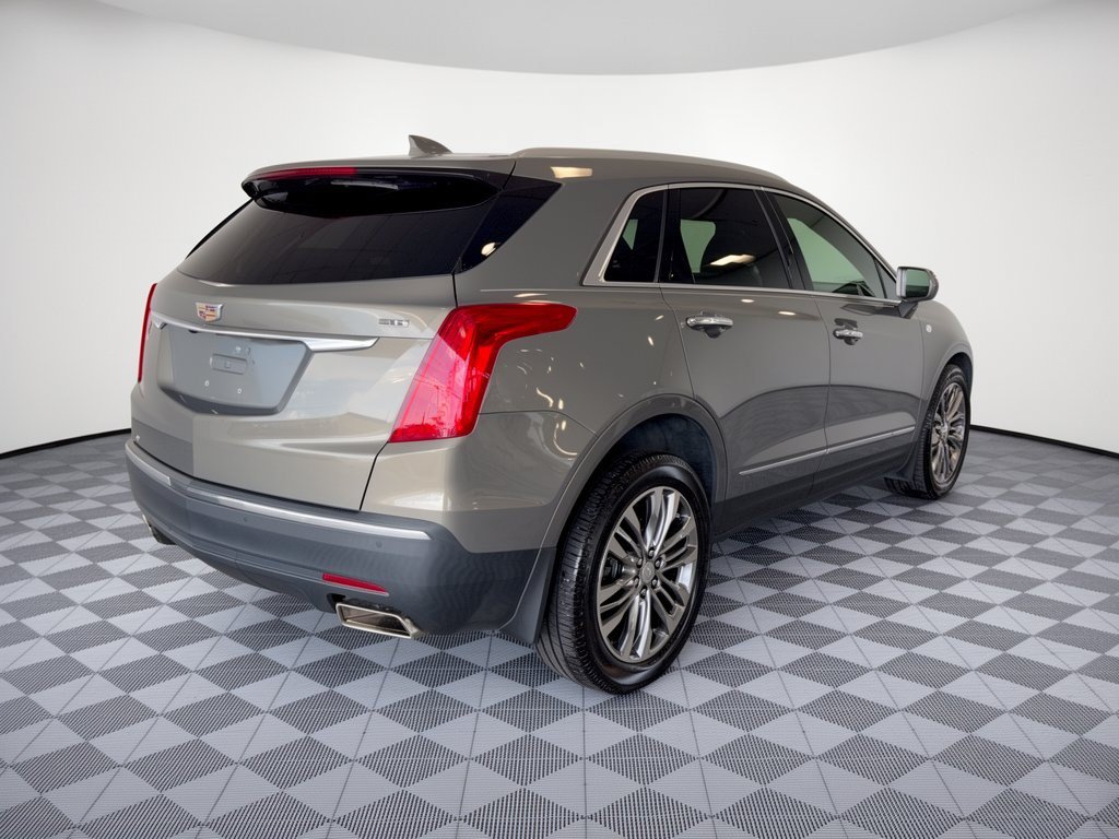 Used 2018 Cadillac XT5 Premium Luxury FWD image 9