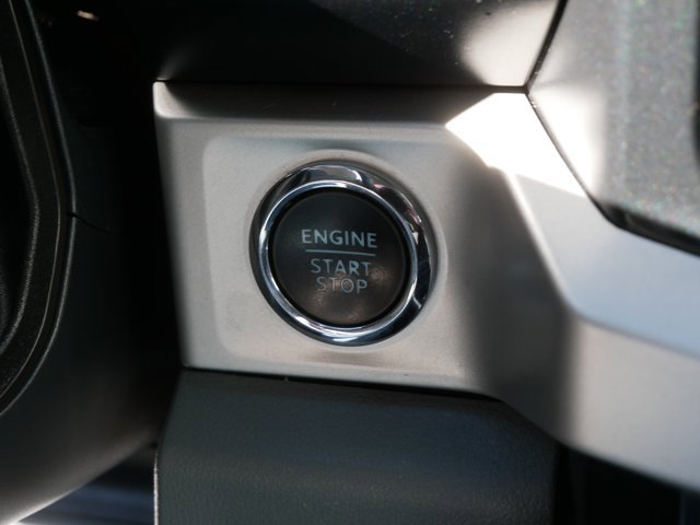 Certified 2023 Ford F250 XLT w/ XLT Premium Package AWD/4WD image 25