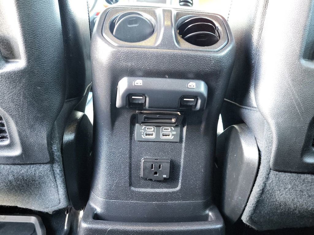 Used 2020 Jeep Wrangler Unlimited Rubicon w/ Cold Weather Group image 18