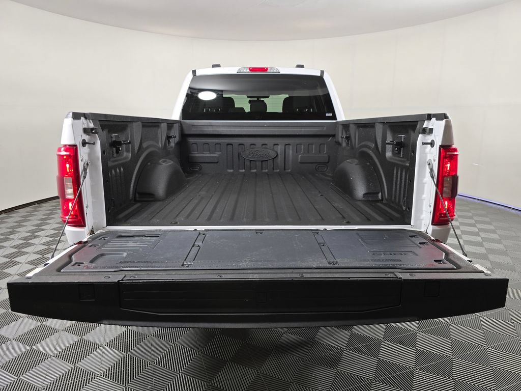 Certified 2023 Ford F150 XLT w/ Trailer Tow Package AWD/4WD image 16