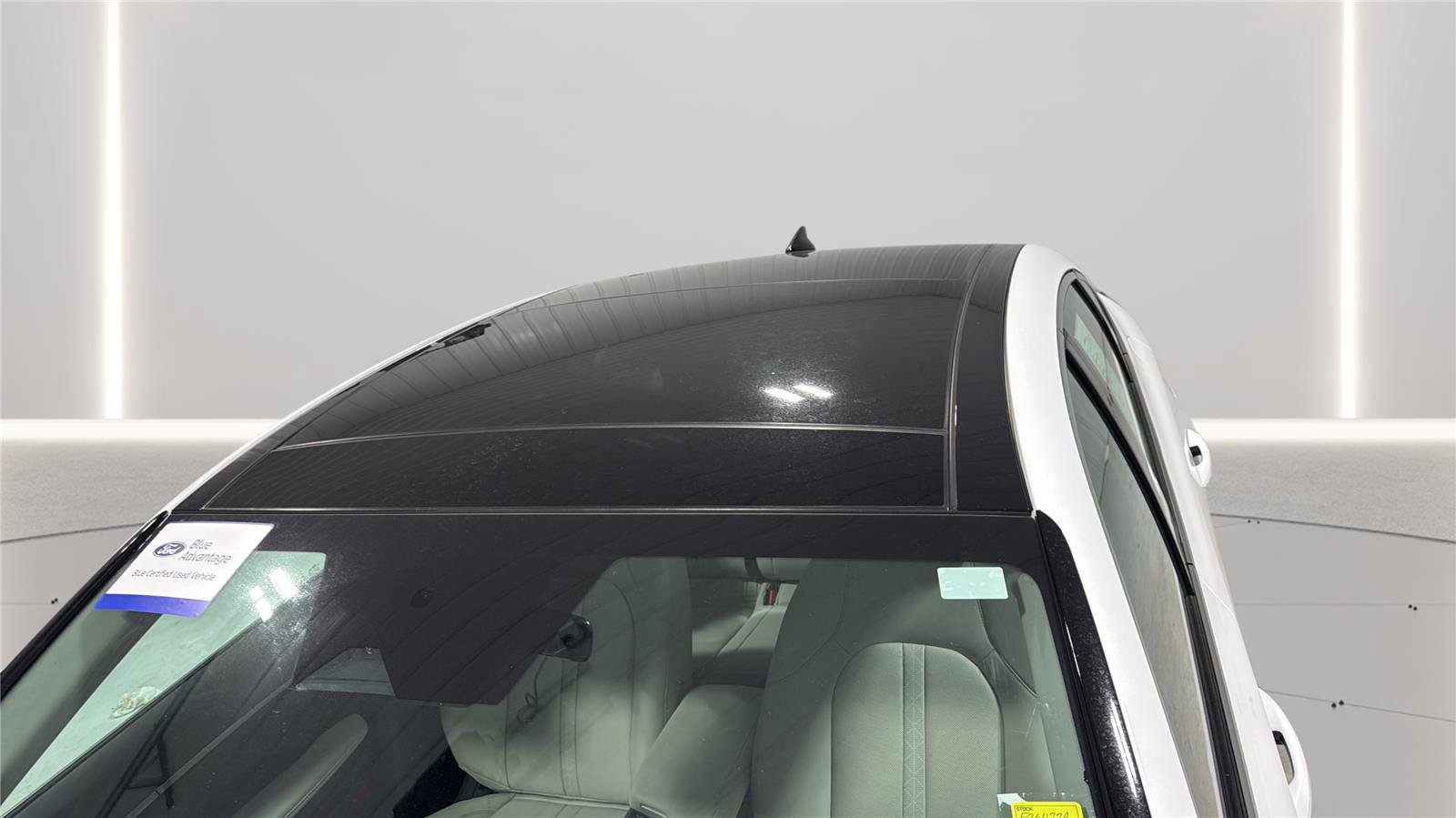 Used 2025 Hyundai Sonata Limited FWD image 32