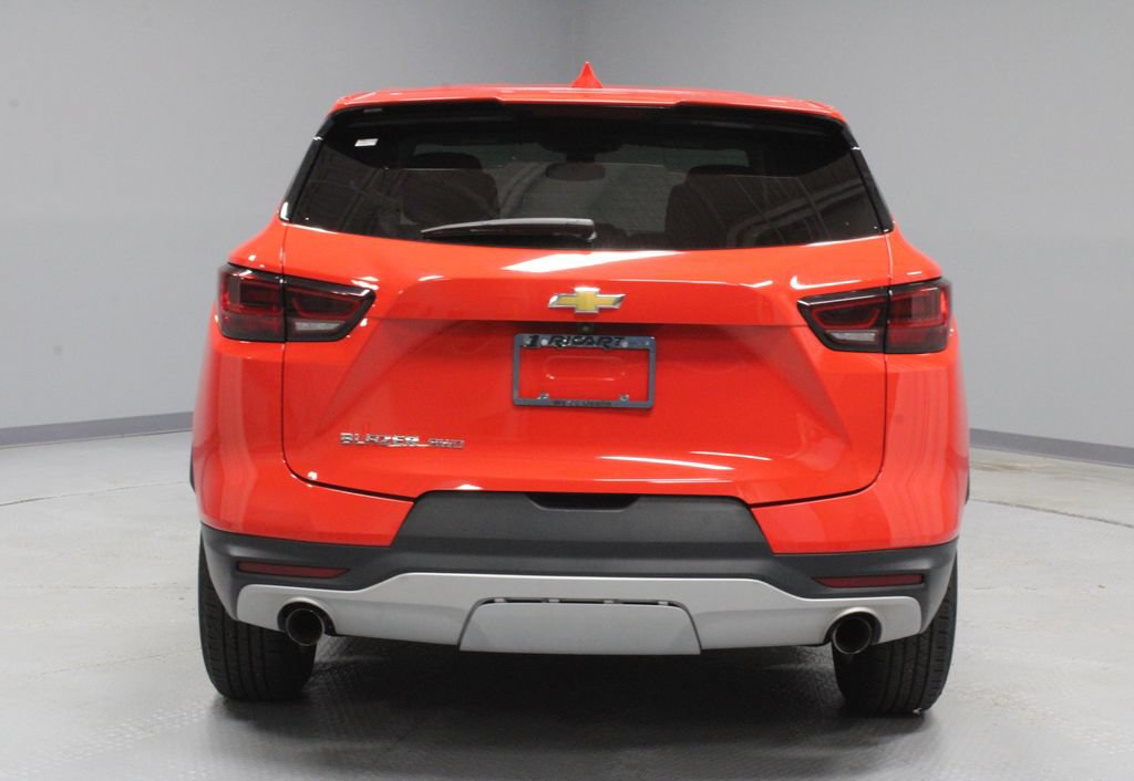 Used 2025 Chevrolet Blazer LT AWD/4WD image 8