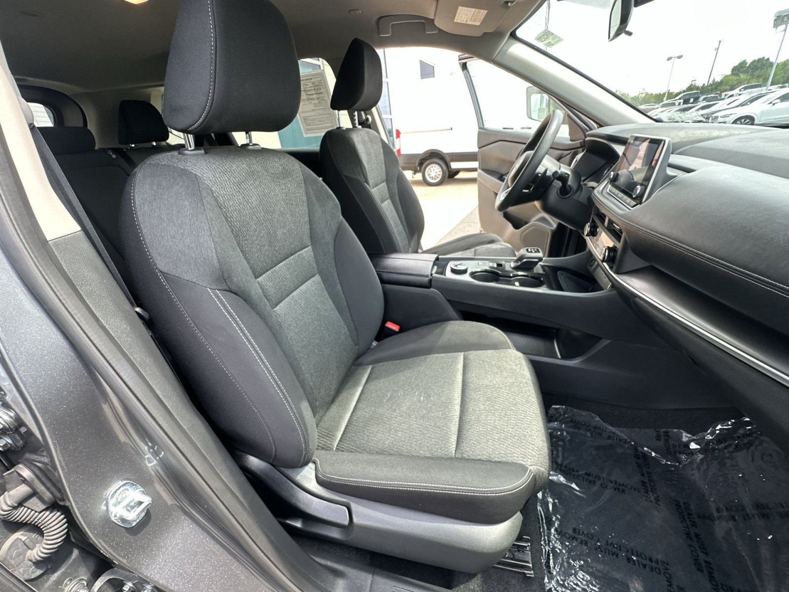 Used 2024 Nissan Rogue SV AWD/4WD image 34