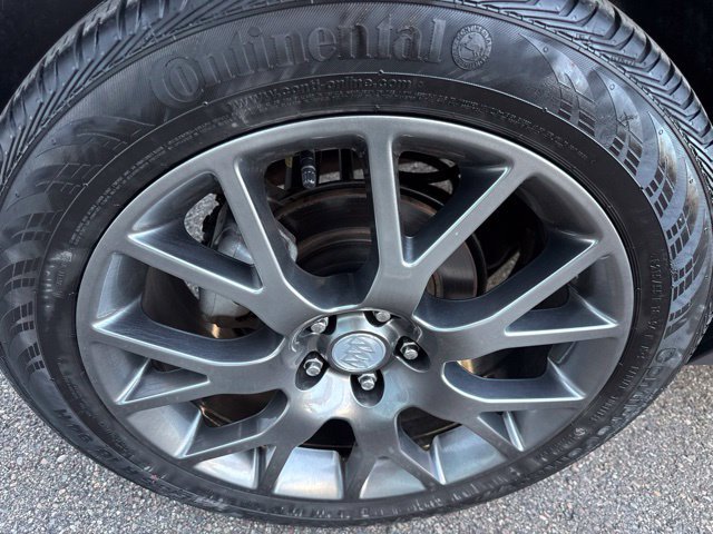 Used 2019 Buick Encore Sport Touring AWD/4WD image 12
