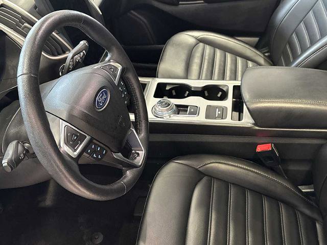 Certified 2022 Ford Edge SEL w/ Convenience Package AWD/4WD image 19