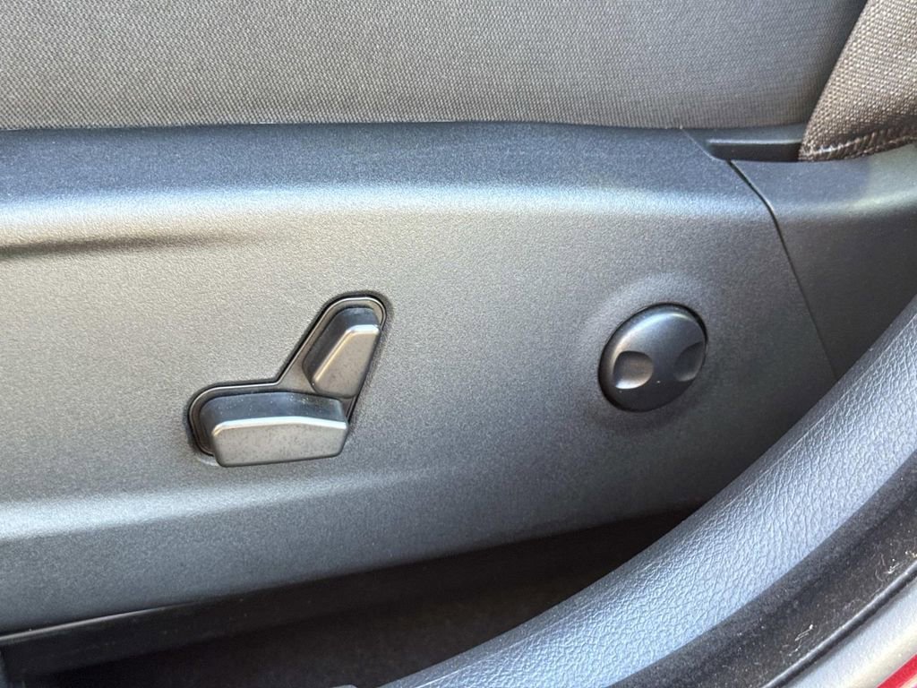 Used 2023 Dodge Charger SXT image 22