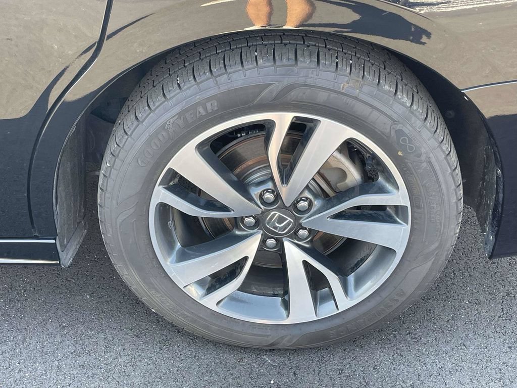 Used 2022 Honda Odyssey Touring image 9