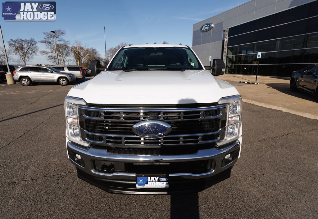 Certified 2025 Ford F450 XLT w/ 360-Degree Camera Package image 45