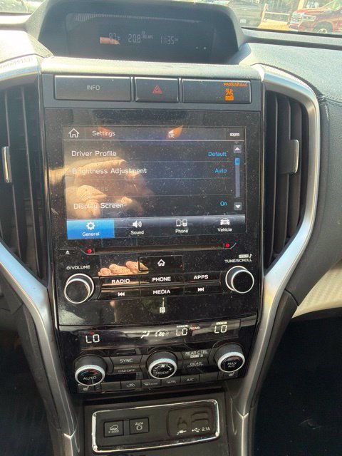 Used 2020 Subaru Ascent Premium w/ Convenience Package AWD/4WD image 17