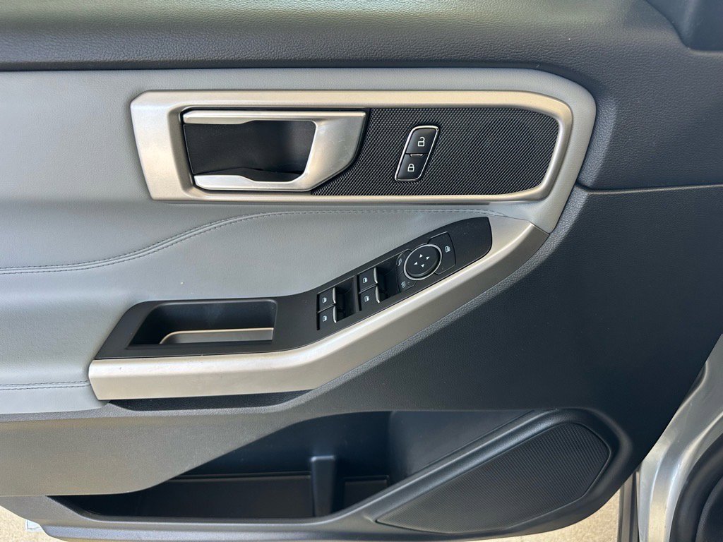 Certified 2024 Ford Explorer XLT w/ Equipment Group 202A image 16