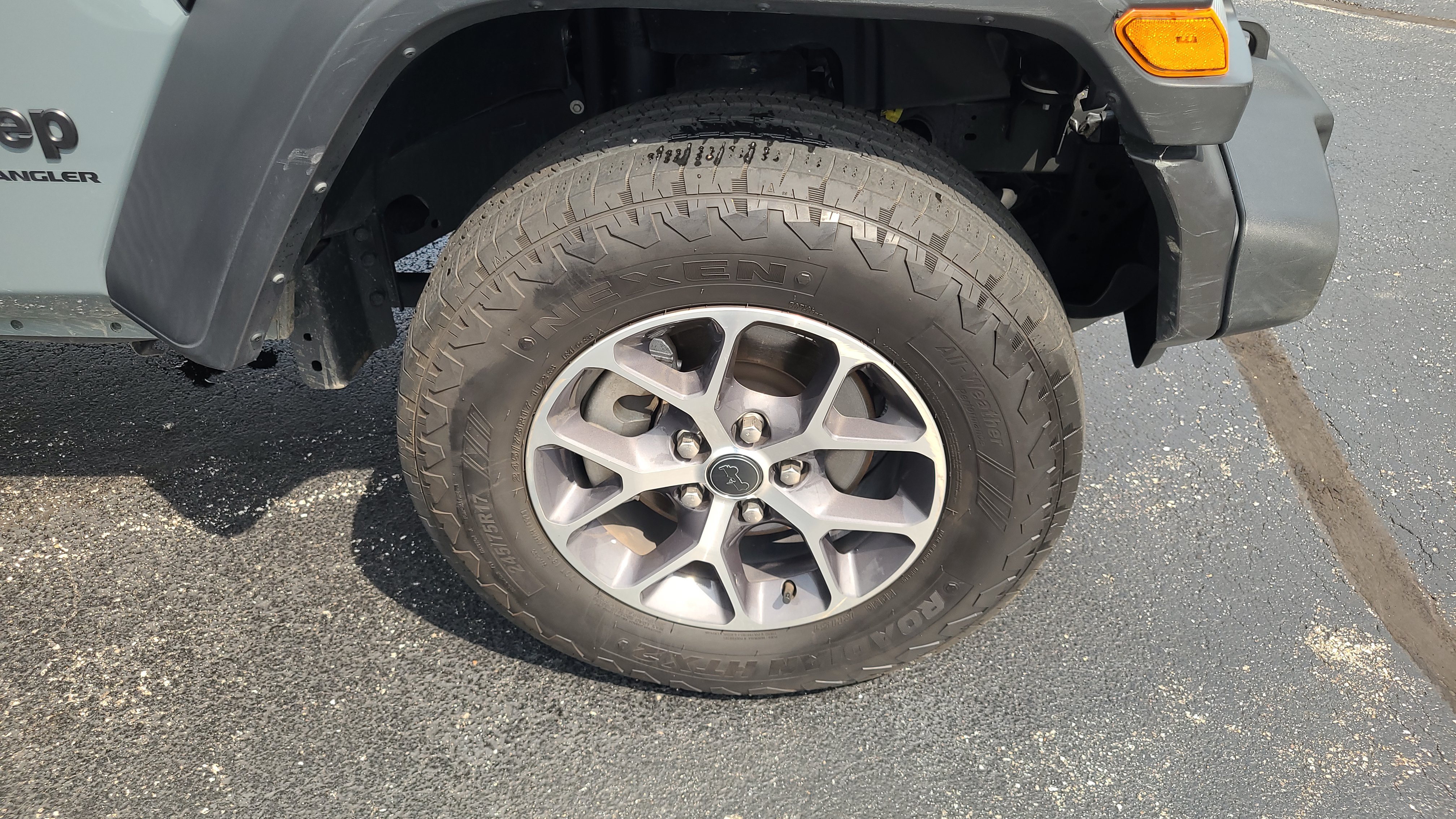 Used 2024 Jeep Wrangler Unlimited Sport AWD/4WD image 10