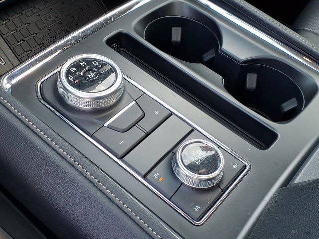 Certified 2024 Ford Expedition XLT AWD/4WD image 32