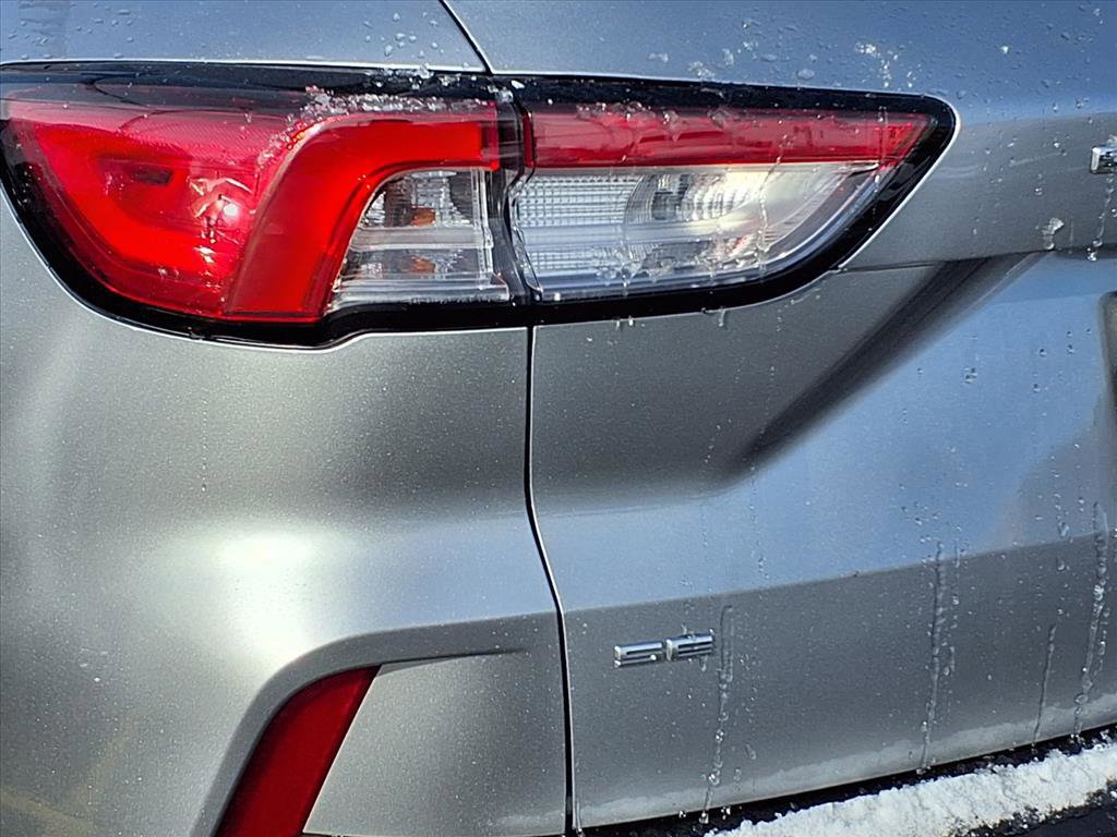 Certified 2022 Ford Escape SE w/ Cold Weather Package image 22