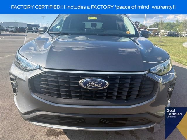 Certified 2025 Ford Escape Platinum AWD/4WD image 4