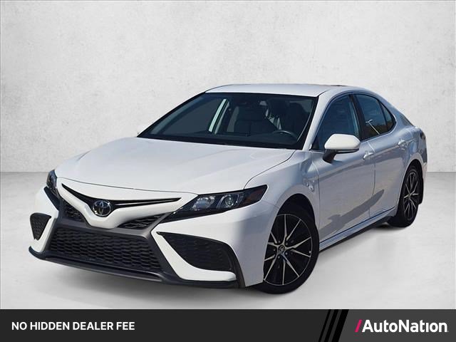 Used 2024 Toyota Camry SE