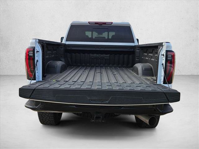 Used 2025 GMC Sierra 2500 AT4X AWD/4WD image 7