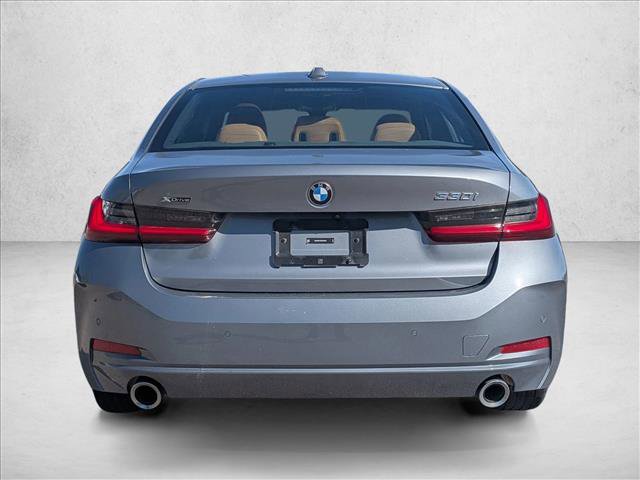 Used 2023 BMW 330i xDrive Sedan w/ Premium Package AWD/4WD image 6