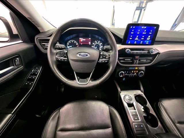 Certified 2022 Ford Escape SEL AWD/4WD image 5
