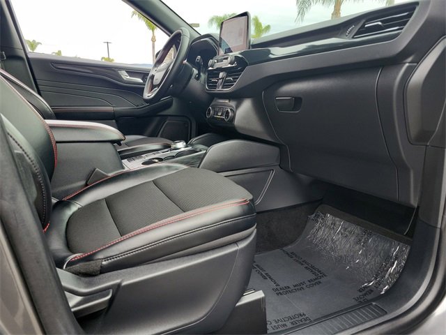 Certified 2025 Ford Escape ST-Line image 23