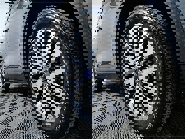 Certified 2022 Ford Escape Titanium w/ Class II Trailer Tow Package image 7