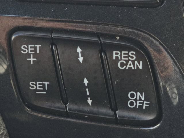 Certified 2018 Ford Explorer Limited w/ Equipment Group 301A AWD/4WD image 36