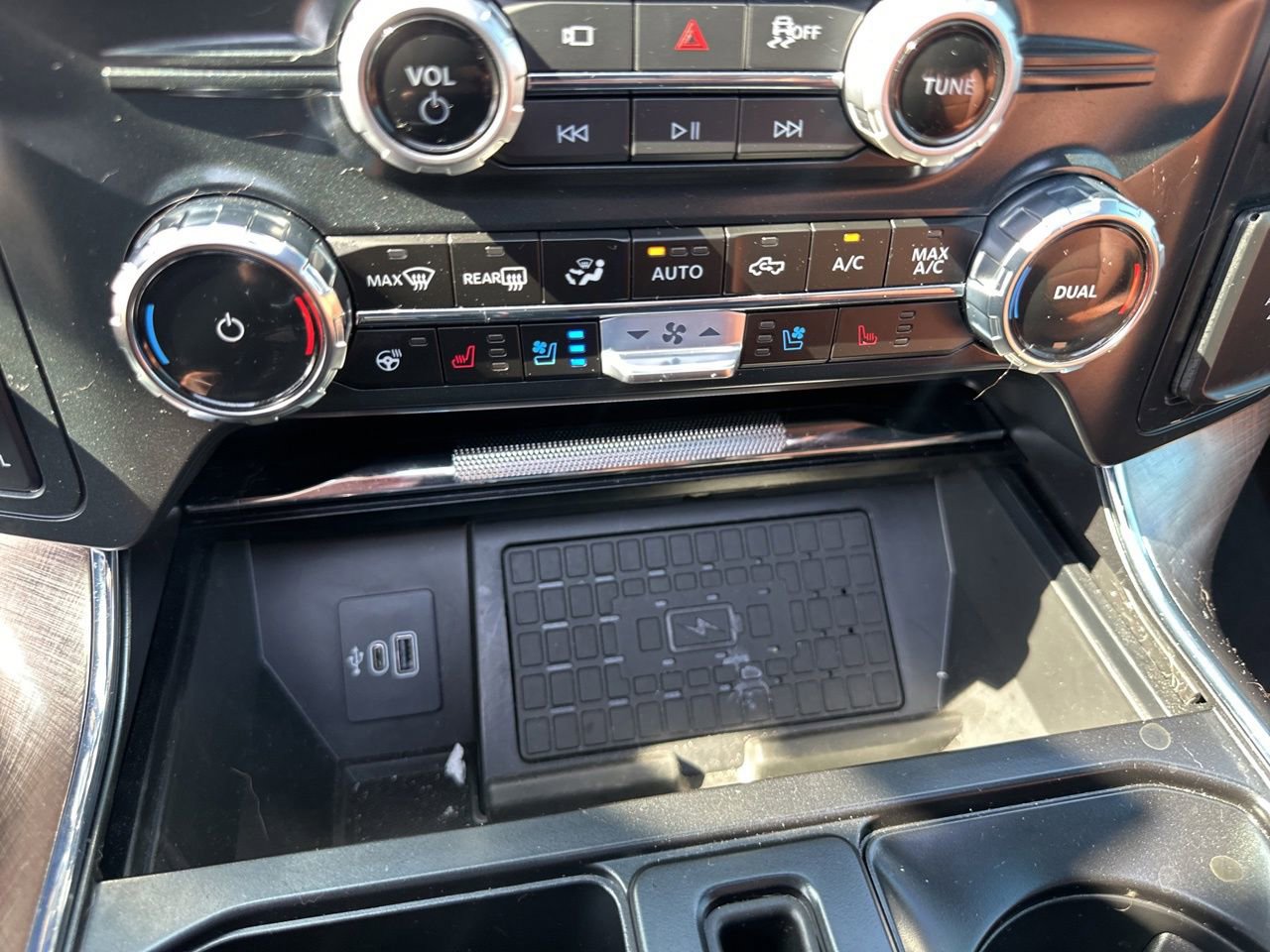 Certified 2025 Ford F150 King Ranch w/ FX4 Off-Road Package AWD/4WD image 30
