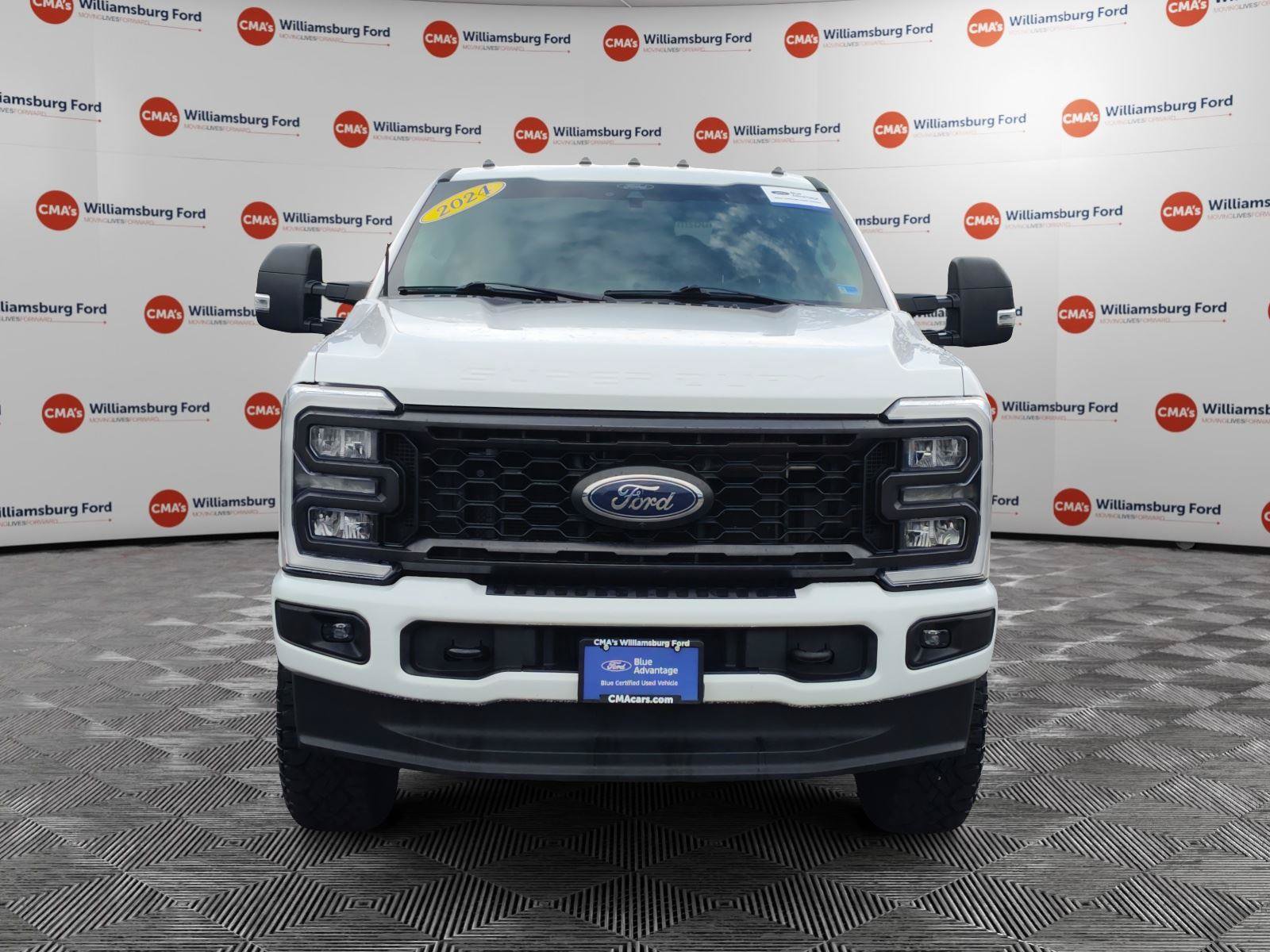 Certified 2024 Ford F250 XL w/ STX Appearance Package AWD/4WD image 8