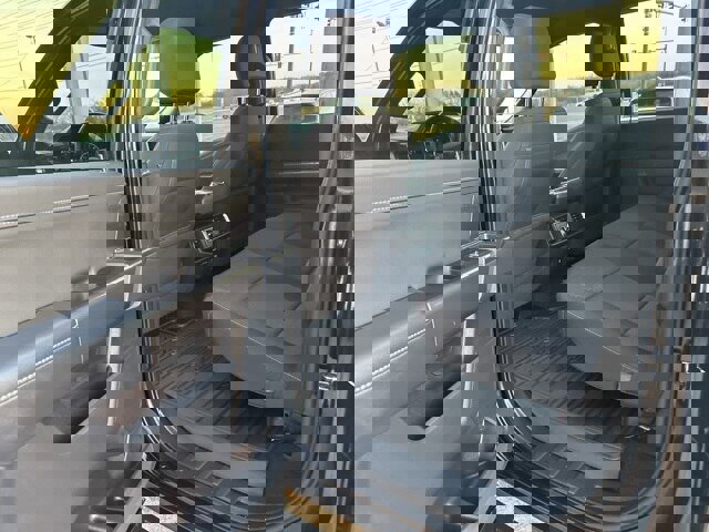 Certified 2022 Ford F150 XLT w/ Equipment Group 302A High image 22