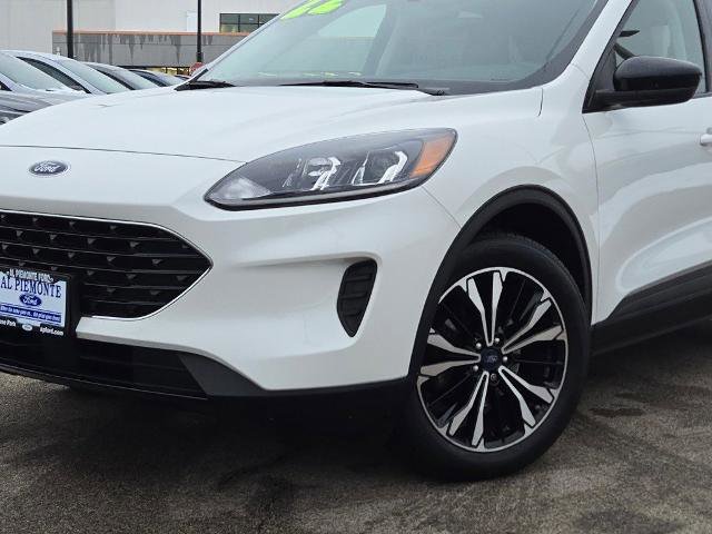 Certified 2022 Ford Escape SE w/ SE Sport Appearance Package image 2
