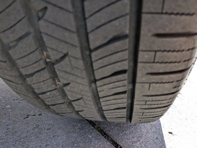 Certified 2020 Ford Explorer XLT w/ Equipment Group 202A image 11