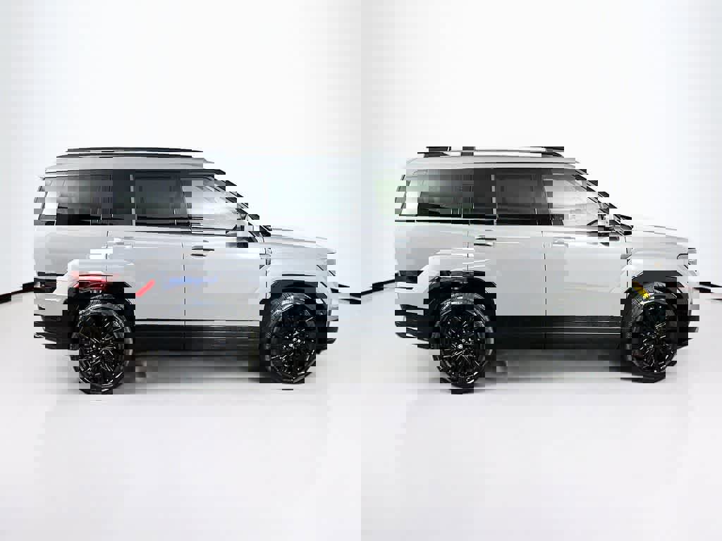 Used 2025 Hyundai Santa Fe Calligraphy image 6