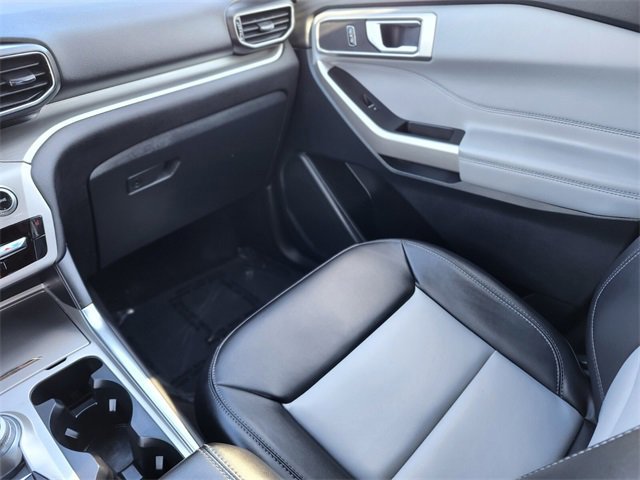 Certified 2023 Ford Explorer XLT w/ Equipment Group 202A image 15