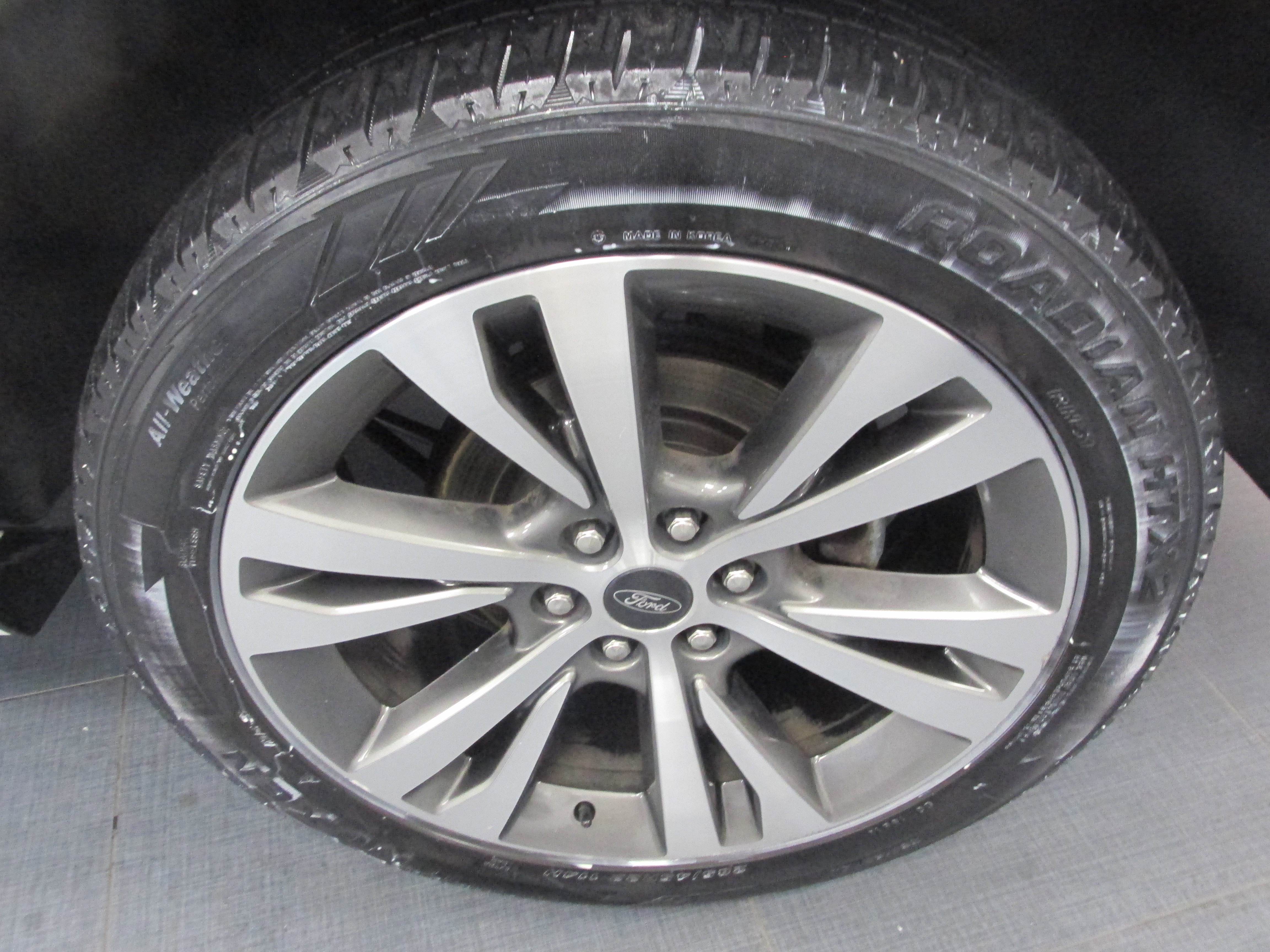 Certified 2020 Ford Expedition Max Platinum image 12