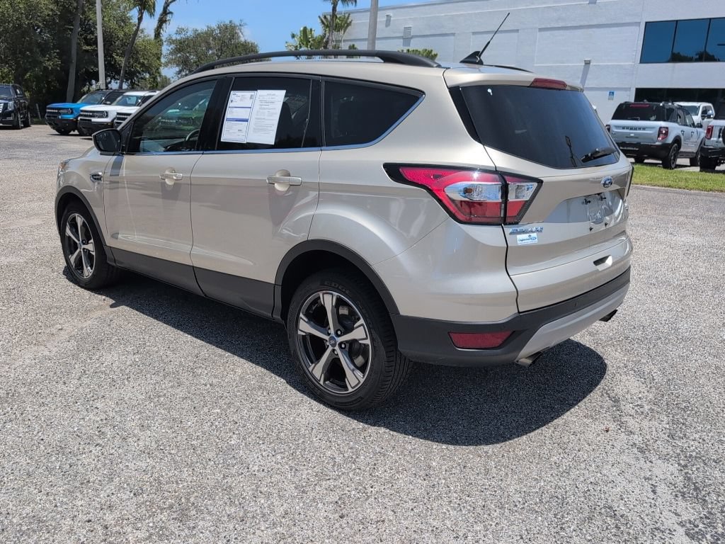 Certified 2018 Ford Escape SEL FWD image 5