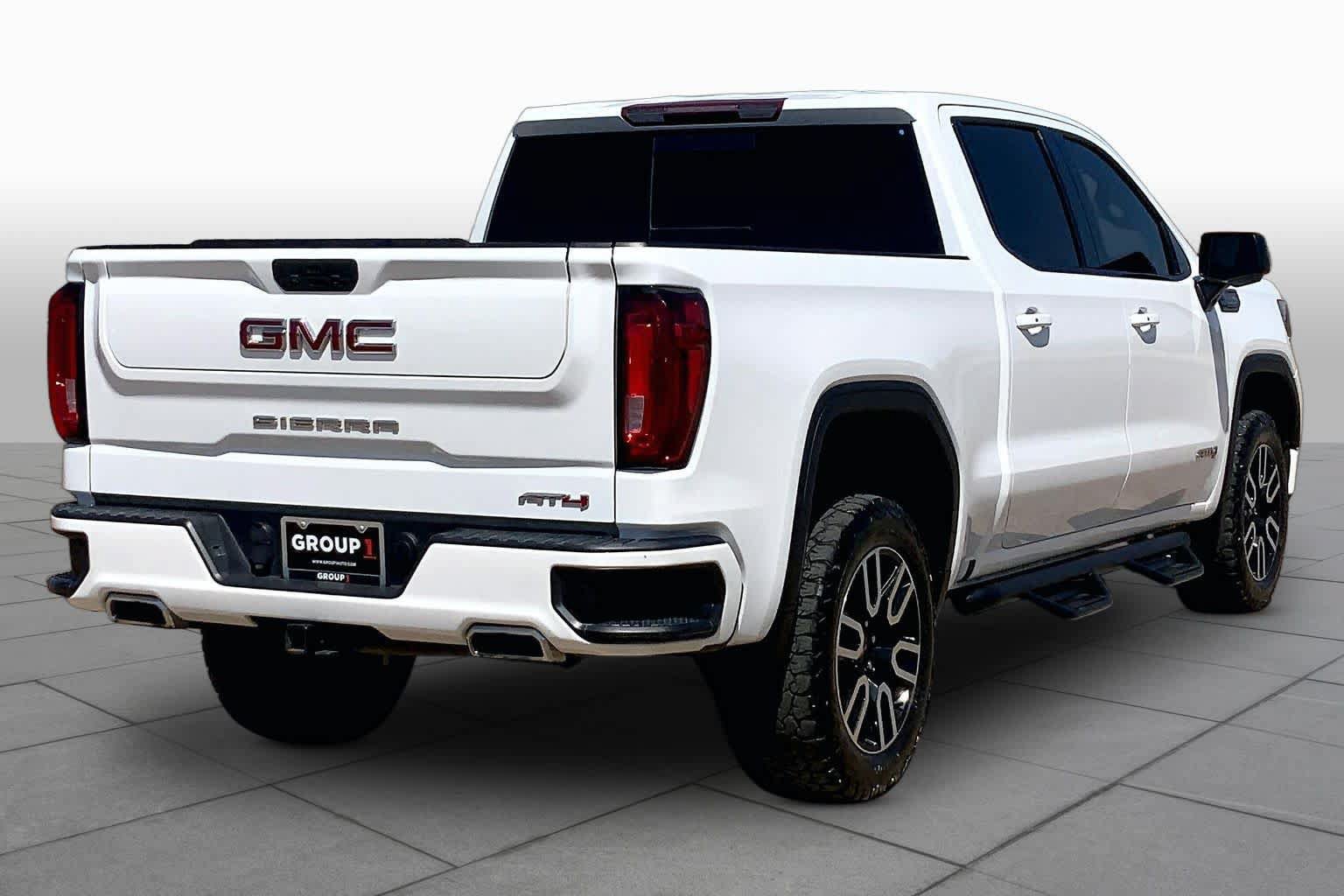 Used 2021 GMC Sierra 1500 AT4 w/ AT4 Preferred Package AWD/4WD image 13