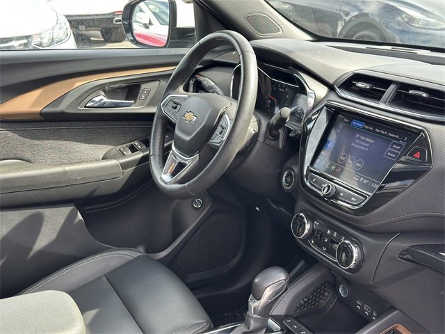 Used 2022 Chevrolet TrailBlazer ACTIV w/ Sun and Liftgate Package image 32