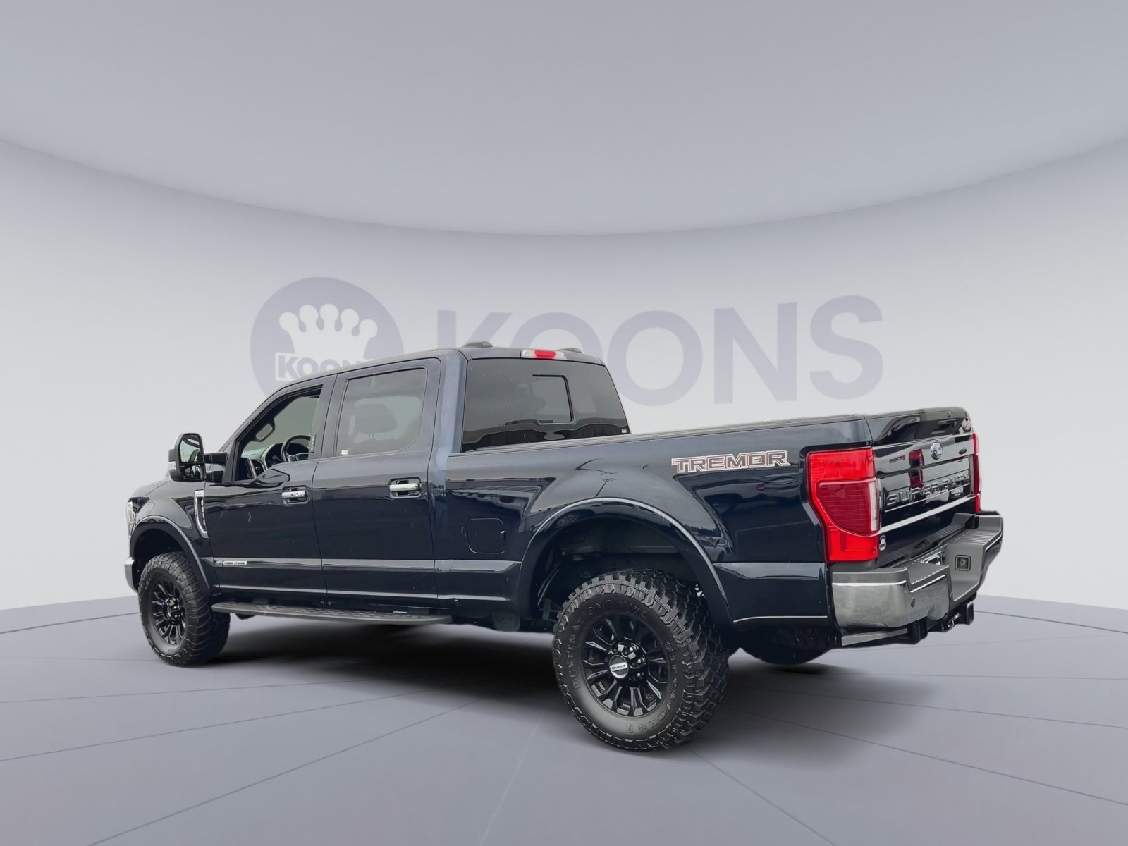 Certified 2022 Ford F250 Lariat w/ Tremor Off-Road Package AWD/4WD image 8