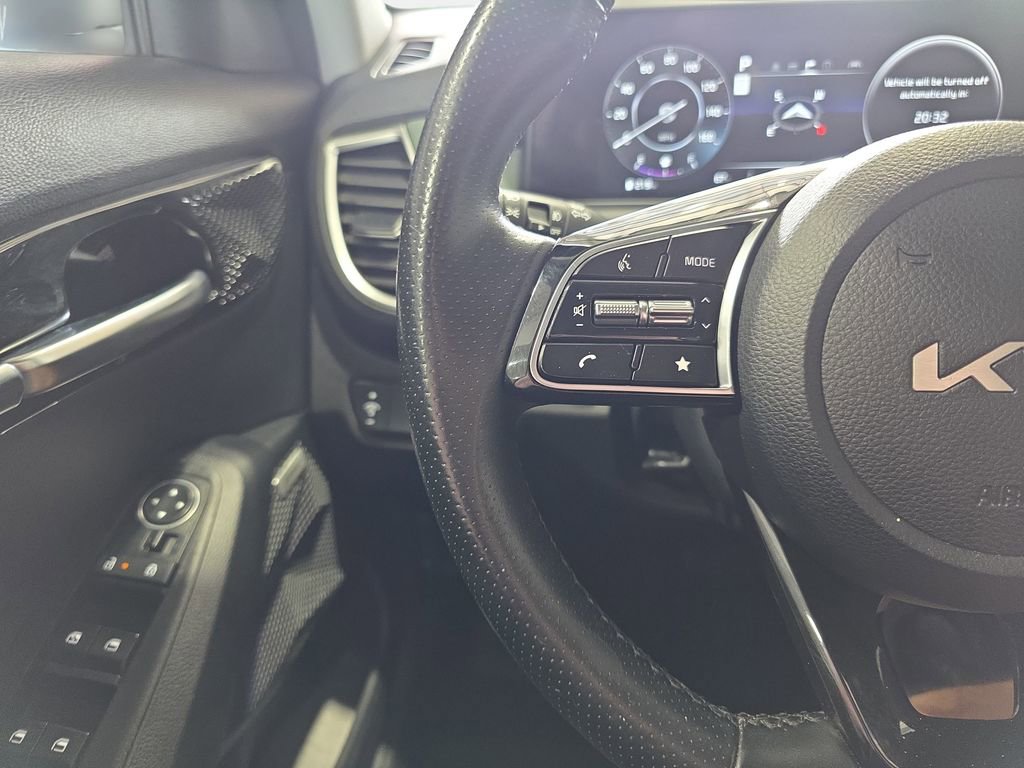 Used 2024 Kia Seltos SX w/ SX Sunroof Package AWD/4WD image 15